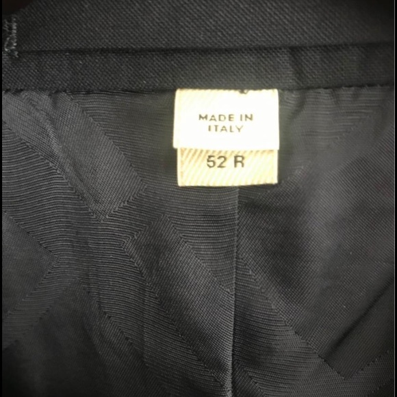 Selling Burberry-London navy blue suit - Picture 2 of 7